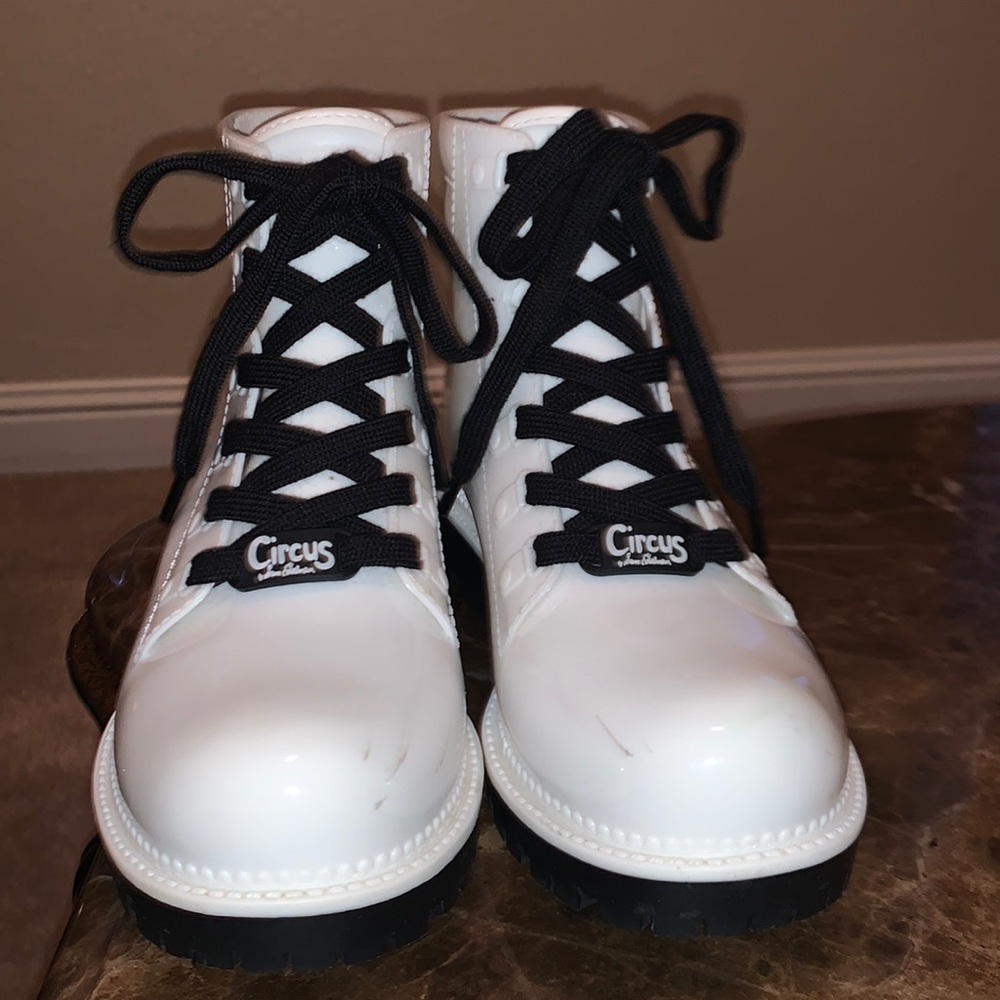 Sam Edelman Circus waterproof white combat boots women’s 7